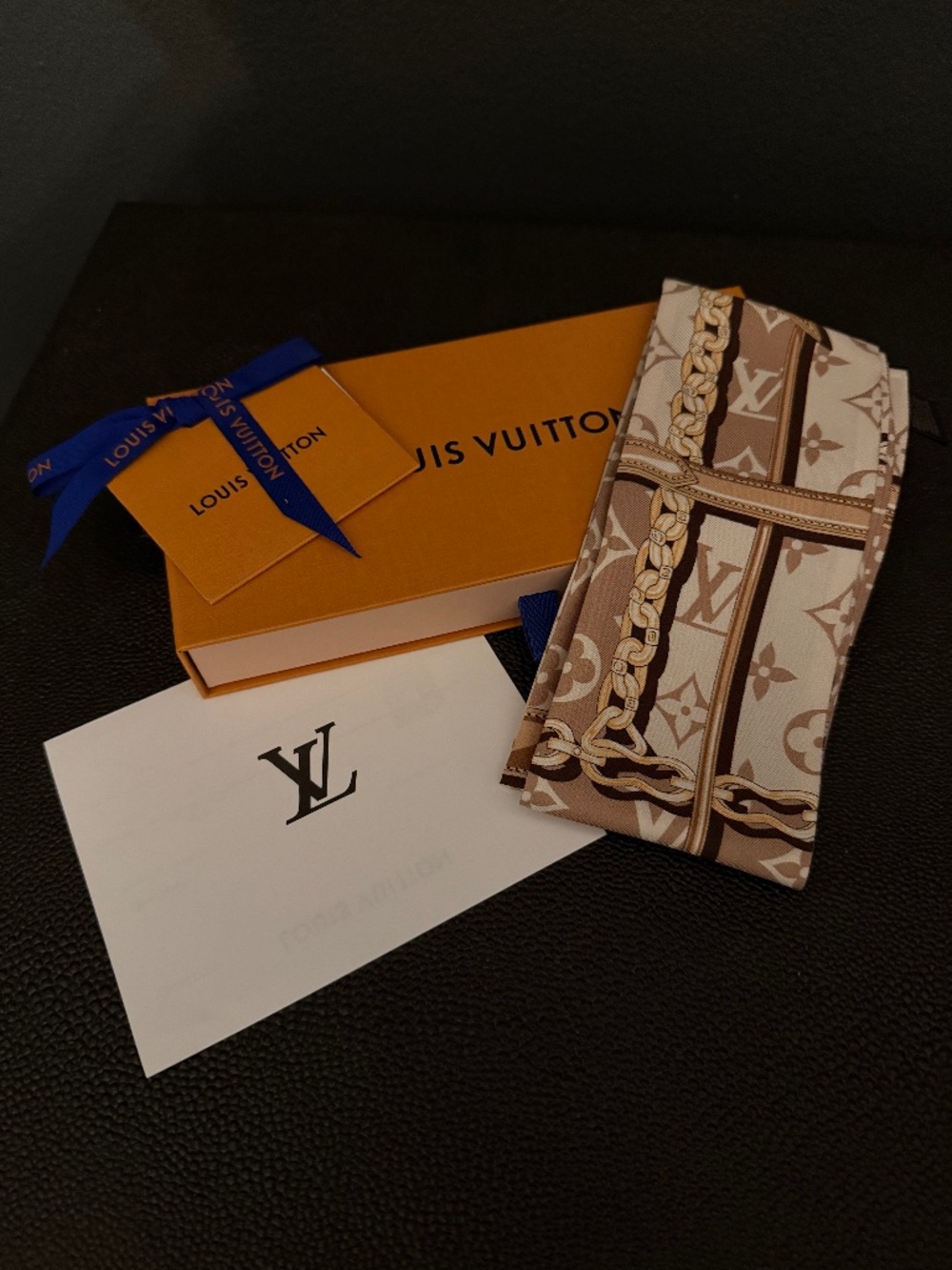 NWT Louis Vuitton Monogram Confidential Bandeau